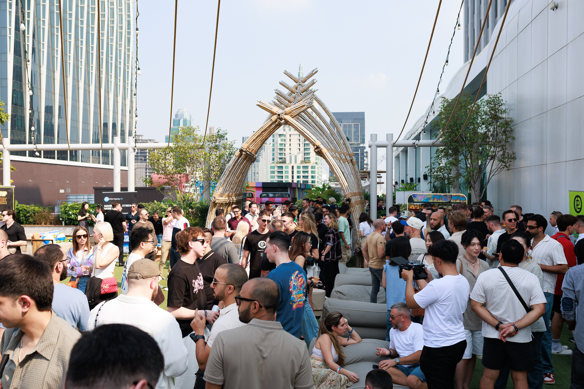 Rooftop MeetMarket at TTmeetup